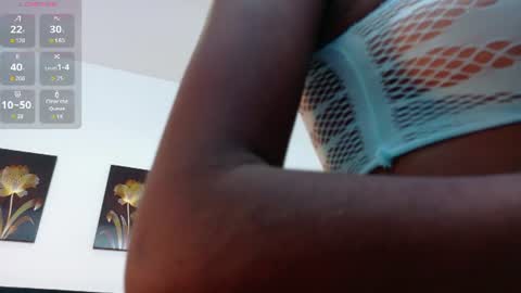 Snapshot of ebonycoworker chatting on June 10, 5:12 pm ebonycoworker online show from June 10, 5:12 pm