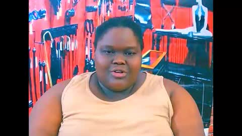 Snapshot of ebonyhotbuns4u2luv chatting on October 28, 11:07 pm ebonyhotbuns4u2luv online show from October 28, 11:07 pm