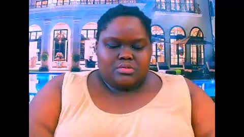 Snapshot of ebonyhotbuns4u2luv chatting on May 15, 7:21 pm ebonyhotbuns4u2luv online show from May 15, 7:21 pm