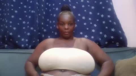 ebonymayahh online show from May 2, 1:16 pm