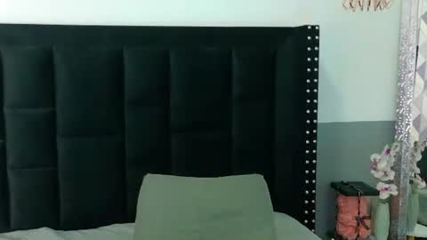 ebonyndsavage online show from June 18, 9:30 pm