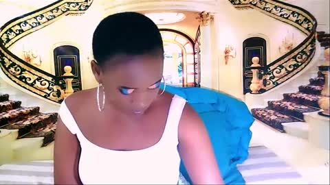 Snapshot of ebonyolive69 chatting on December 4, 8:51 pm Cindy online show from December 4, 8:51 pm