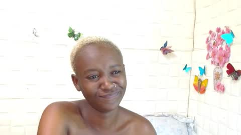 Snapshot of ebonyolive69 chatting on November 2, 5:48 pm Cindy online show from November 2, 5:48 pm