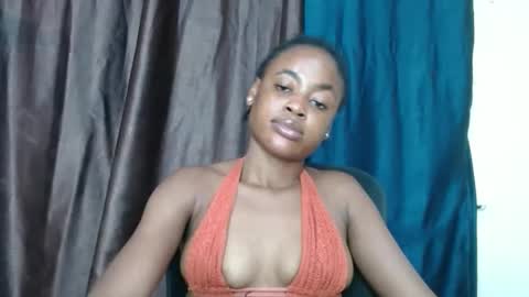 ebonypussy_xx online show from October 11, 10:30 pm