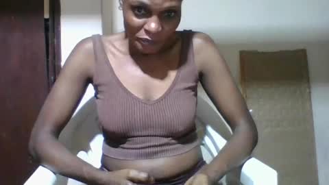 Snapshot of ebonyqueen4 chatting on July 17, 8:43 am JACKLINE online show from July 17, 8:43 am