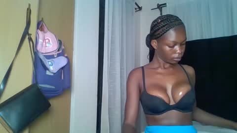 ebonytanqueen online show from March 7, 10:07 pm