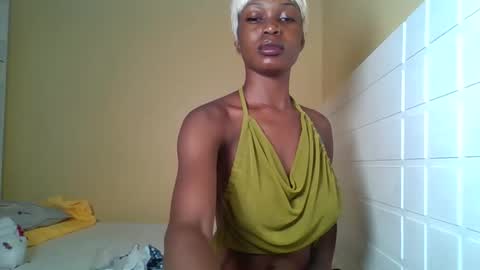 ebonytanqueen online show from March 27, 1:44 am