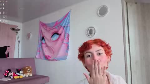 Snapshot of ecchi_sixxx chatting on November 13, 2:27 pm Colette online show from November 13, 2:27 pm