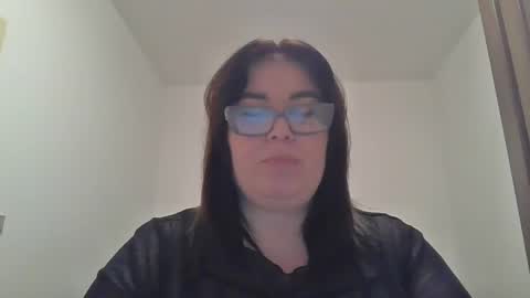 Snapshot of echo_dust chatting on April 16, 9:39 pm echo_dust online show from April 16, 9:39 pm