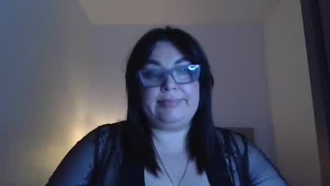 Snapshot of echo_dust chatting on April 29, 5:30 pm echo_dust online show from April 29, 5:30 pm