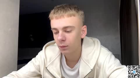 Snapshot of echowraith chatting on November 9, 7:06 am echowraith online show from November 9, 7:06 am