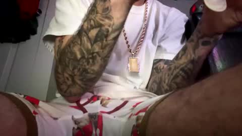 Snapshot of ecko2012 chatting on December 19, 3:35 am ecko2012 online show from December 19, 3:35 am