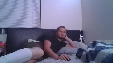 Snapshot of eclipticice94 chatting on September 25, 4:38 am eclipticice94 online show from September 25, 4:38 am