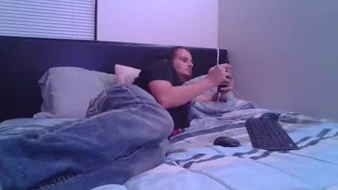 Snapshot of eclipticice94 chatting on October 31, 1:06 am eclipticice94 online show from October 31, 1:06 am