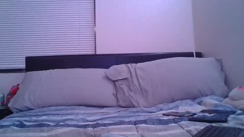 Snapshot of eclipticice94 chatting on November 19, 4:23 am eclipticice94 online show from November 19, 4:23 am