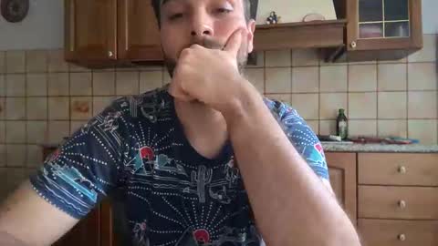 Snapshot of ector_prize chatting on November 16, 1:28 pm ET87 online show from November 16, 1:28 pm