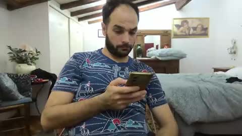 Snapshot of ector_prize chatting on November 20, 12:11 am ET87 online show from November 20, 12:11 am