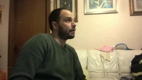 Snapshot of ector_prize chatting on December 21, 11:23 pm ET87 online show from December 21, 11:23 pm