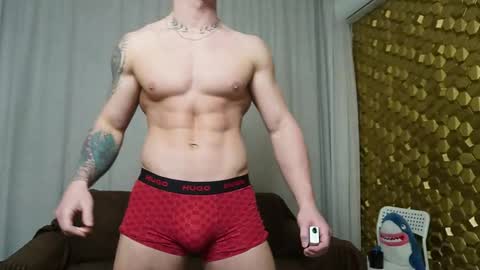 Snapshot of ed_hooligan chatting on November 13, 10:25 am ed_hooligan online show from November 13, 10:25 am