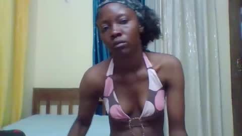 edakiss online show from March 5, 10:17 pm