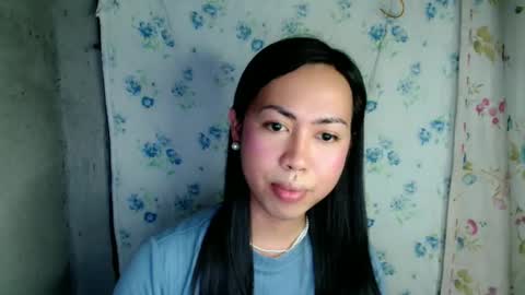 eddfox001 online show from April 29, 1:48 pm