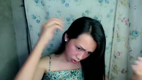 eddfox001 online show from June 18, 9:58 am