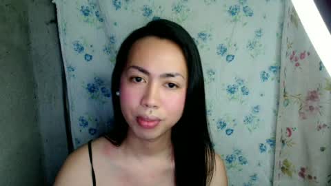 eddfox001 online show from June 20, 11:57 am