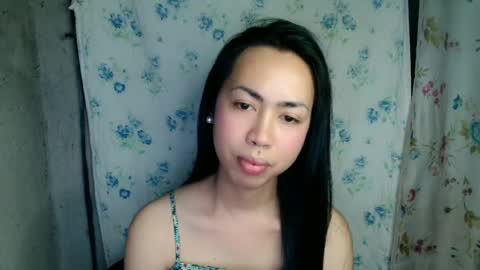 Snapshot of eddfox001 chatting on July 5, 7:48 am eddfox001 online show from July 5, 7:48 am