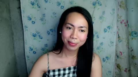 Snapshot of eddfox001 chatting on July 13, 8:06 am eddfox001 online show from July 13, 8:06 am