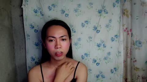 Snapshot of eddfox001 chatting on July 14, 9:36 am eddfox001 online show from July 14, 9:36 am