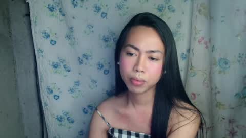 Snapshot of eddfox001 chatting on July 24, 7:39 am eddfox001 online show from July 24, 7:39 am