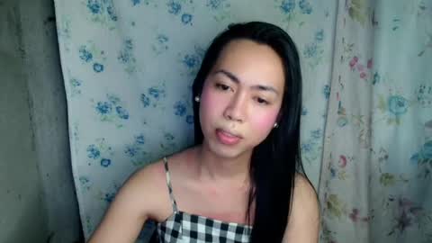 Snapshot of eddfox001 chatting on July 25, 8:34 am eddfox001 online show from July 25, 8:34 am