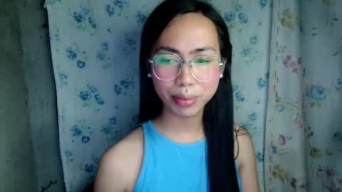 Snapshot of eddfox001 chatting on July 29, 11:30 am eddfox001 online show from July 29, 11:30 am