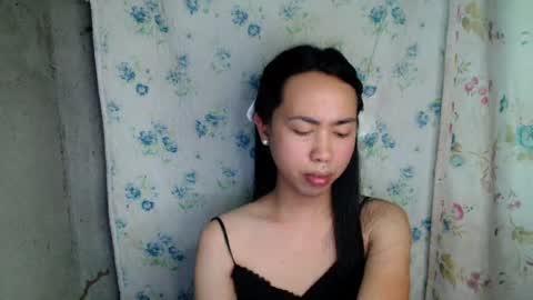 Snapshot of eddfox001 chatting on August 6, 4:58 am eddfox001 online show from August 6, 4:58 am