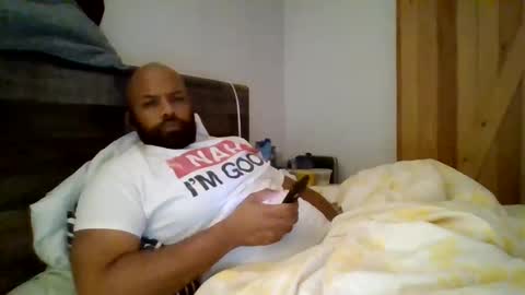 Snapshot of eddiejonez chatting on March 8, 4:56 am eddiejonez online show from March 8, 4:56 am