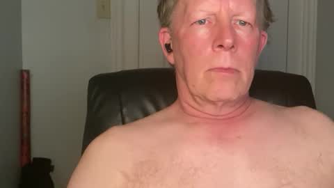 Snapshot of eddygl1968 chatting on May 28, 2:31 am Eddy online show from May 28, 2:31 am