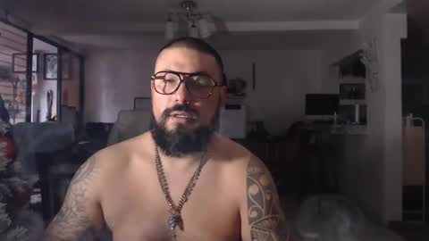 Snapshot of edgarram83 chatting on December 20, 11:26 pm edgarram83 online show from December 20, 11:26 pm