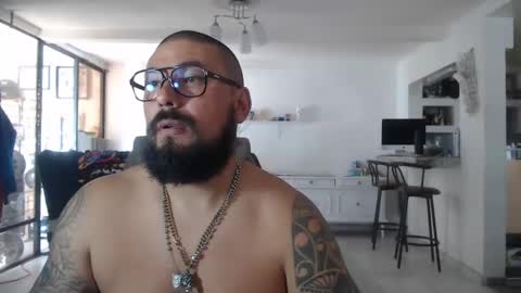 Snapshot of edgarram83 chatting on February 11, 5:40 pm edgarram83 online show from February 11, 5:40 pm