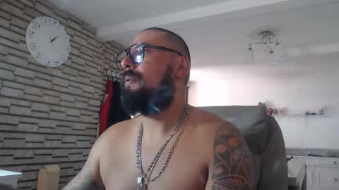 Snapshot of edgarram83 chatting on September 20, 7:04 pm edgarram83 online show from September 20, 7:04 pm