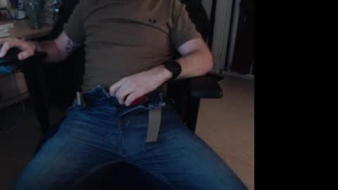 Snapshot of edgarstiles chatting on January 16, 6:45 pm edgarstiles online show from January 16, 6:45 pm