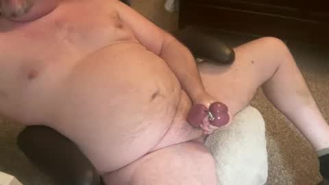 Snapshot of edge_jacker chatting on December 17, 3:49 pm Edging Fun online show from December 17, 3:49 pm