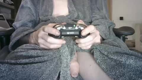 Snapshot of edged_biker chatting on February 24, 12:20 am edged biker online show from February 24, 12:20 am