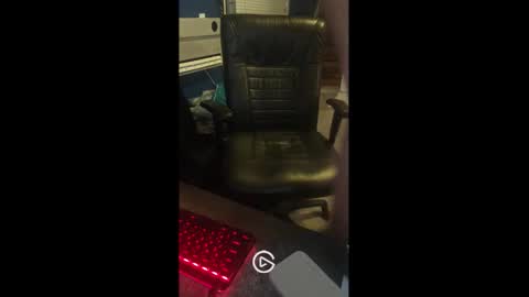 Snapshot of edgemeallnight chatting on December 8, 4:04 am edgemeallnight online show from December 8, 4:04 am