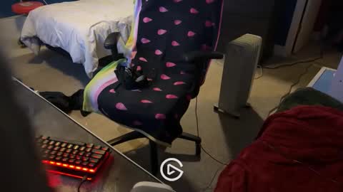 edgemeallnight online show from February 4, 6:19 am