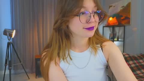 Snapshot of edithbrucker chatting on January 24, 6:14 am Im Sally  Im new here   lets meet online show from January 24, 6:14 am