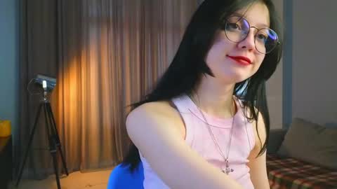 Snapshot of edithbrucker chatting on February 26, 11:30 am Im Sally  Im new here   lets meet online show from February 26, 11:30 am
