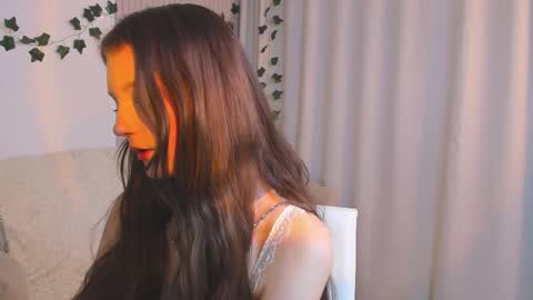 Lisa  online show from February 25, 11:00 pm