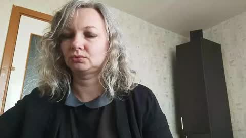 edithmanning online show from May 5, 5:15 am