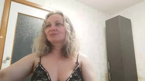 edithmanning online show from May 17, 5:20 pm
