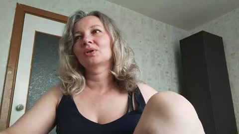 edithmanning online show from June 6, 5:12 am